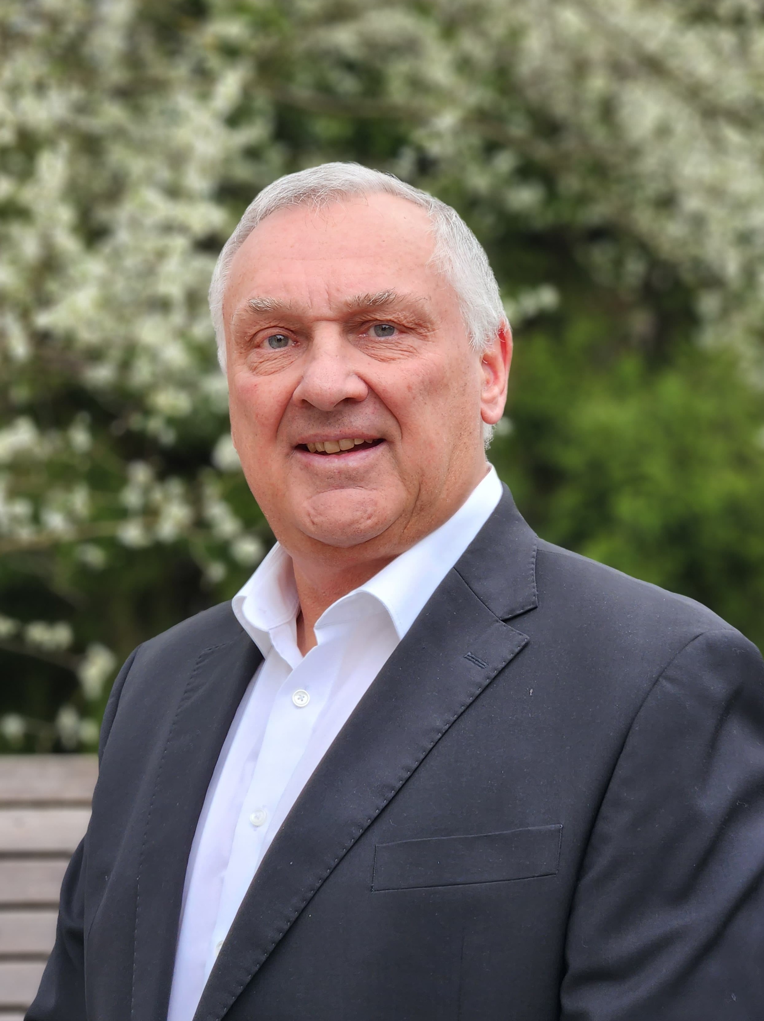 PD Dr. Frank Sarre